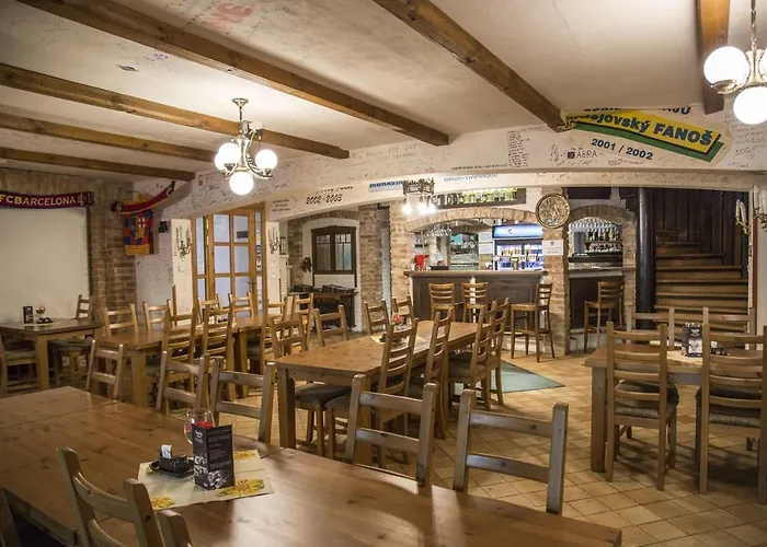 Hotel Kurdejov - Bed And Breakfast