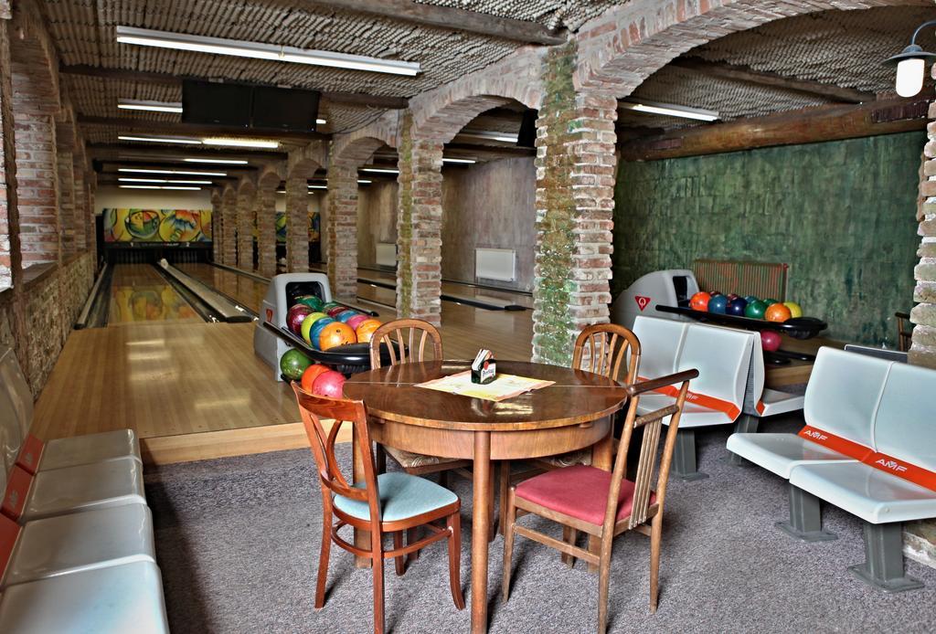 Hotel - Kurdějov